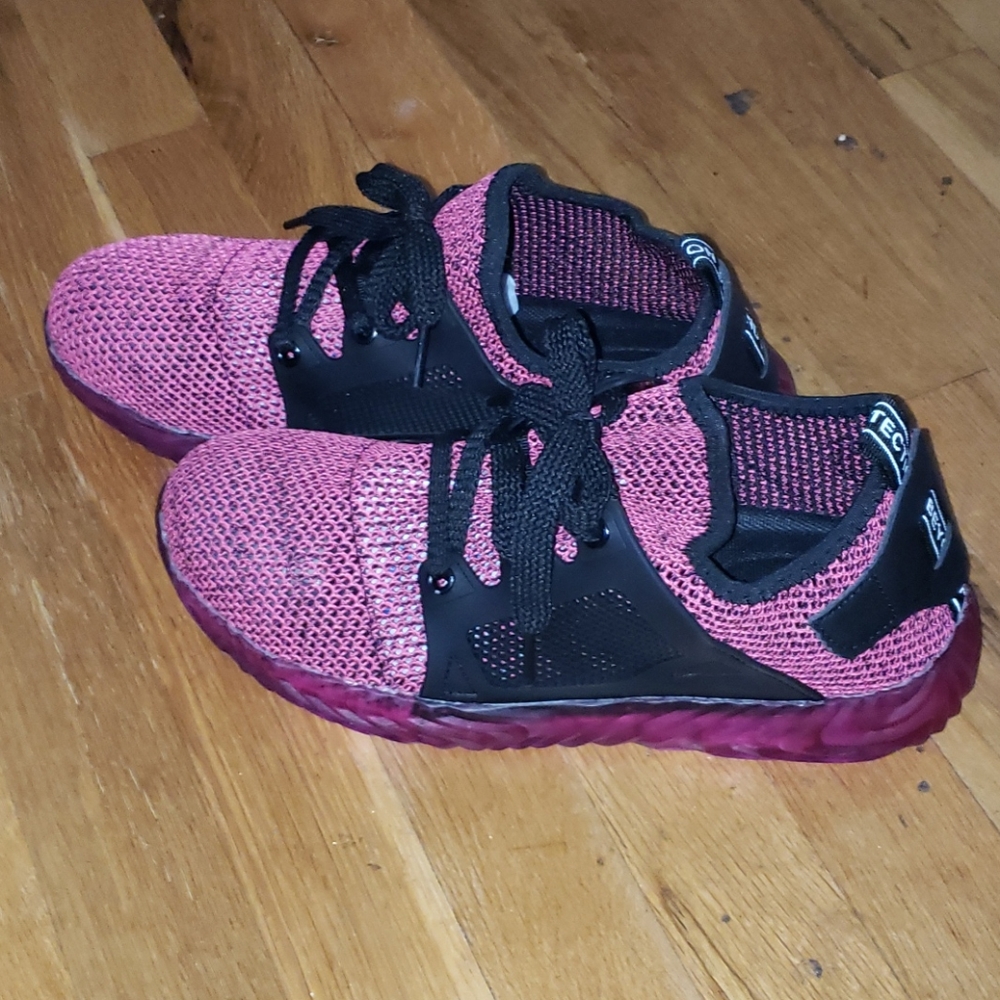 Indestructible Womens Shoes